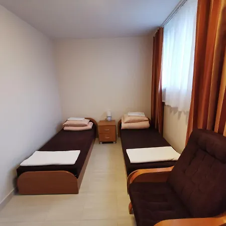 Lesne Zacisze - K. Niepokalanowa *