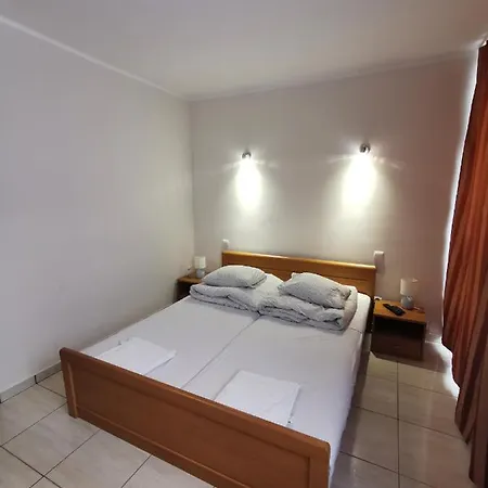 Bed & Breakfast Lesne Zacisze - K. Niepokalanowa Teresin