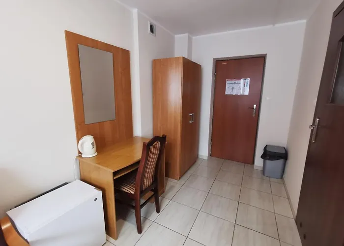 Nocleg ze śniadaniem Leśne Zacisze - K. Niepokalanowa Teresin