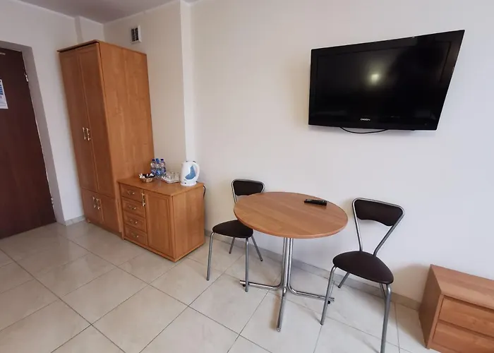 Leśne Zacisze - K. Niepokalanowa Nocleg ze śniadaniem *