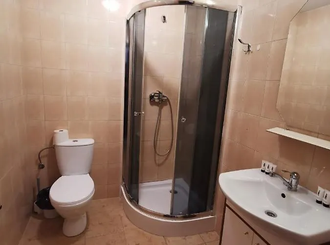 Leśne Zacisze - K. Niepokalanowa Teresin